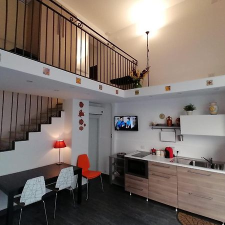 Robi'S Loft Apartment Катания Екстериор снимка